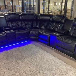 Brand New Reclining Sectional Sofa / Sofa Reclinable Nuevo … Delivery Available 🚚