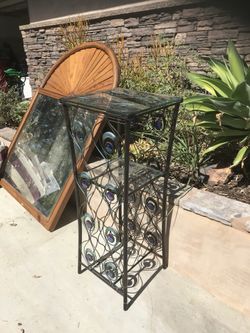 Nice wine/glass rack!