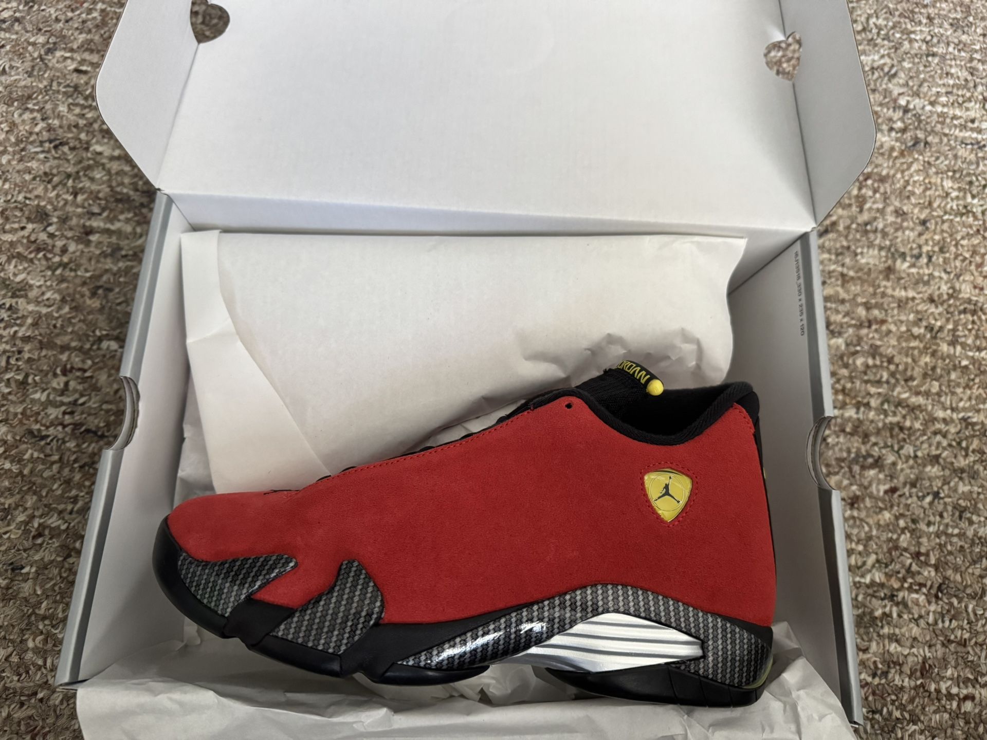 Nike Retro 14 Ferrari Size 8