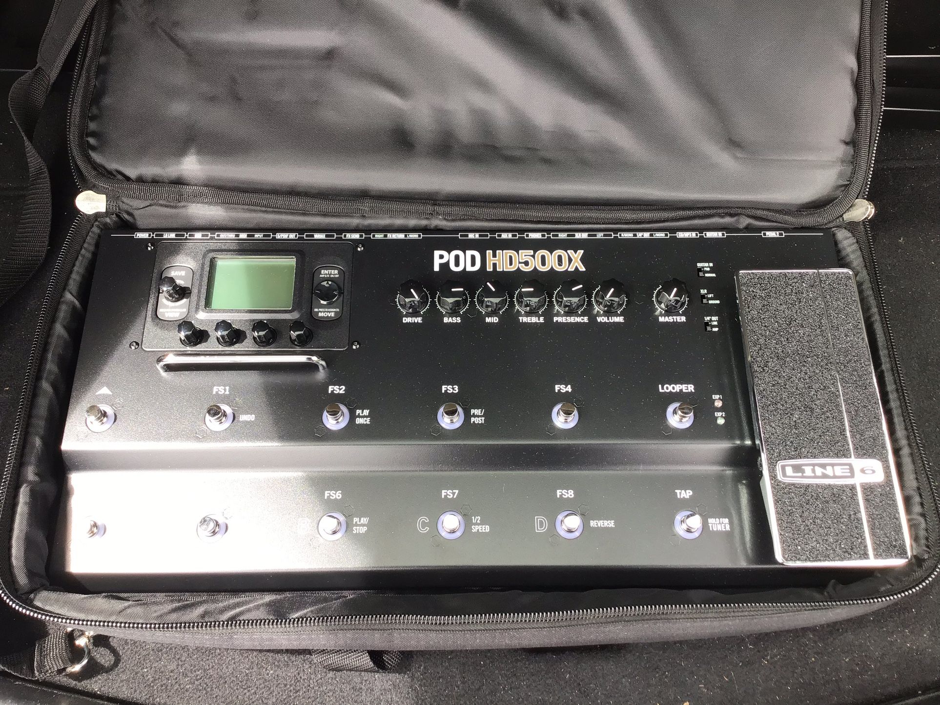 POD HD 500X And LINE 6 CUSTOM CARRY BAG