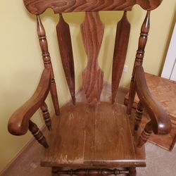 ROCKING CHAIR 