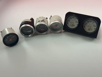 Autometer Gauges