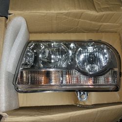 New Driver Side Front Headlights Assembly 