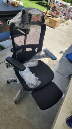 COLAMY Ergonomic Office Chair with Footrest, High Back Mesh Desk Chair with Adjustable Lumbar Support, 3D Armrests, Headrest, Recline Function, Rollin