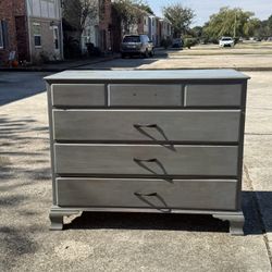 Beautiful Dresser/Drawers