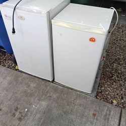 2 Mini Fridges