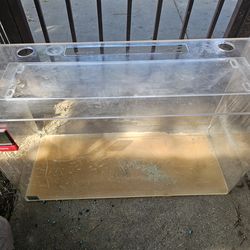 30 gallon acrylic fish tank