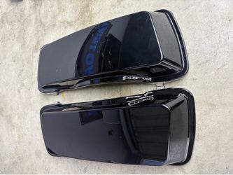 Saddle bag lids