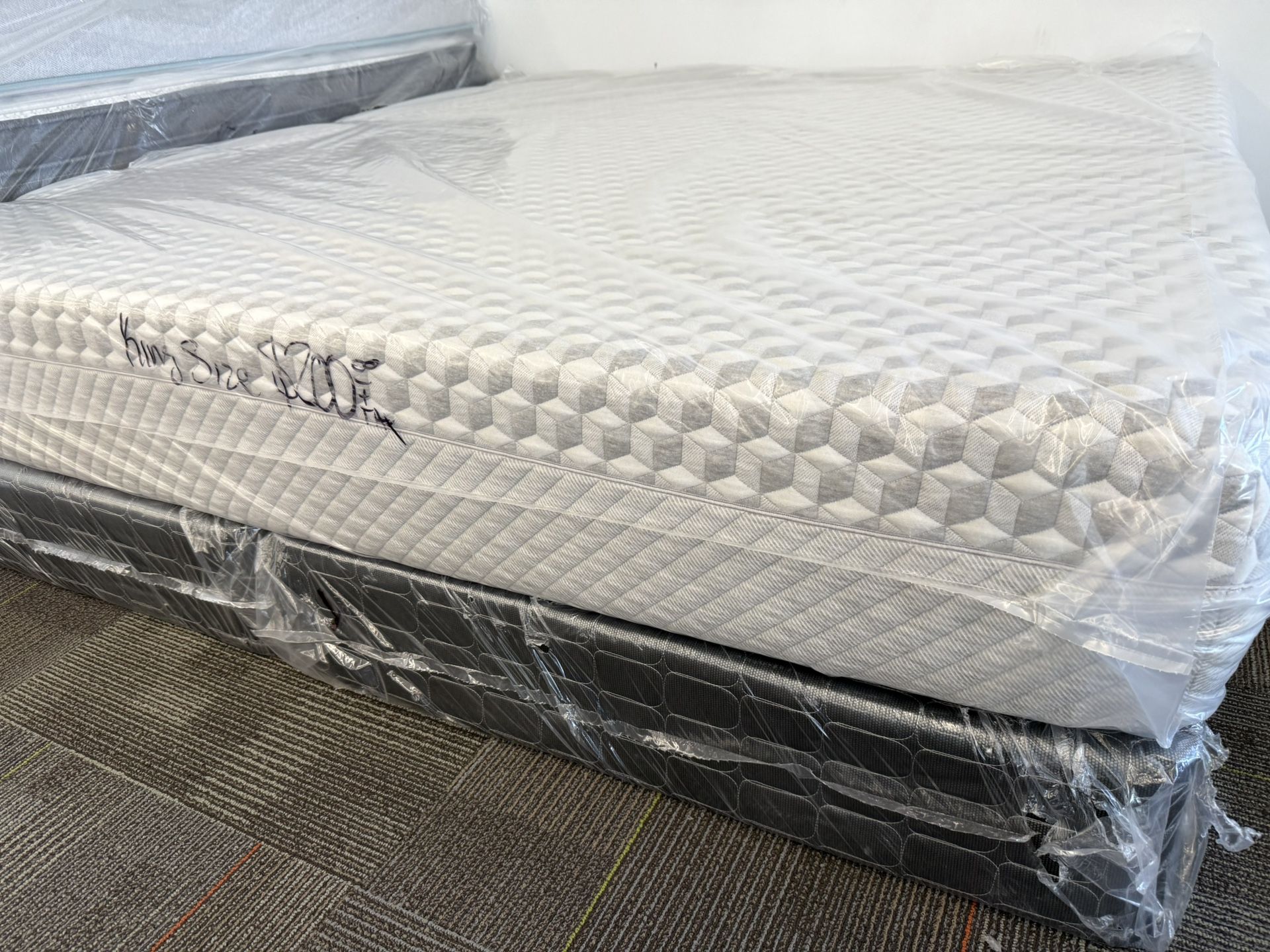 King Size Mattress With Box Spring $200