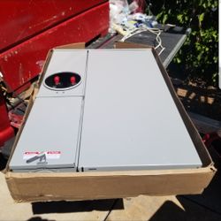 Siemans 200 Amp Main Panel Bottom Or Top Feed Solar Rated 