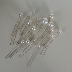 Six Stories Pearl Hair Pins 