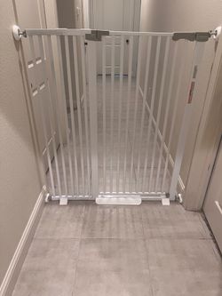 Tall gate