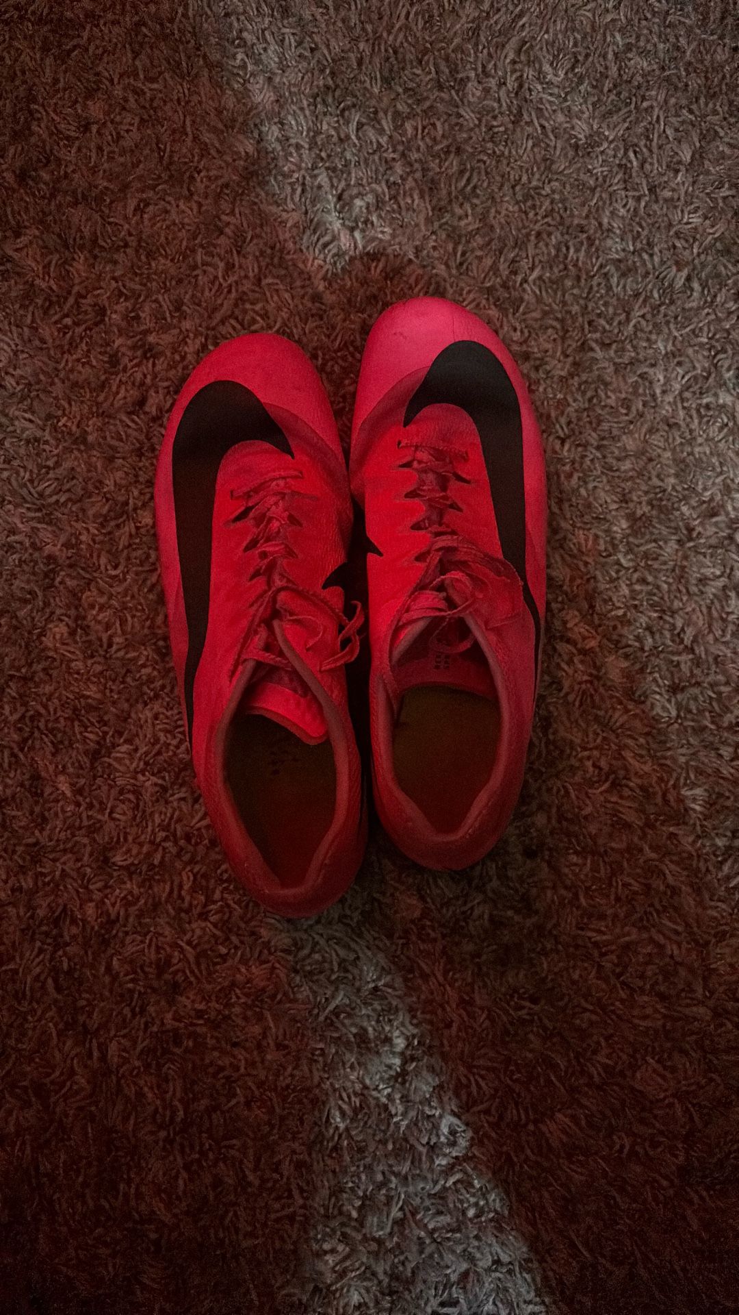 track spikes