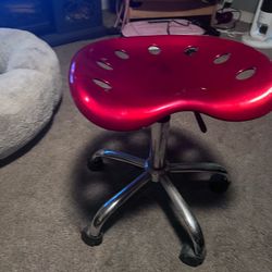 Red Tractor Seat Rolling Stool