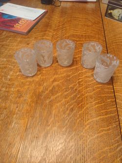 Set of 5 Frosted Shot Glasses with Scroll Pattern