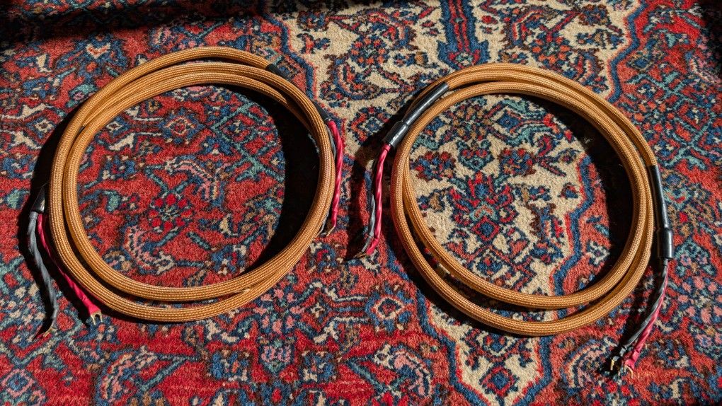 Soundstring Cable Technologies - Tricormaxial speaker cables