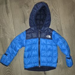 The North Face Puffer Jacket Baby Size 6-12M 