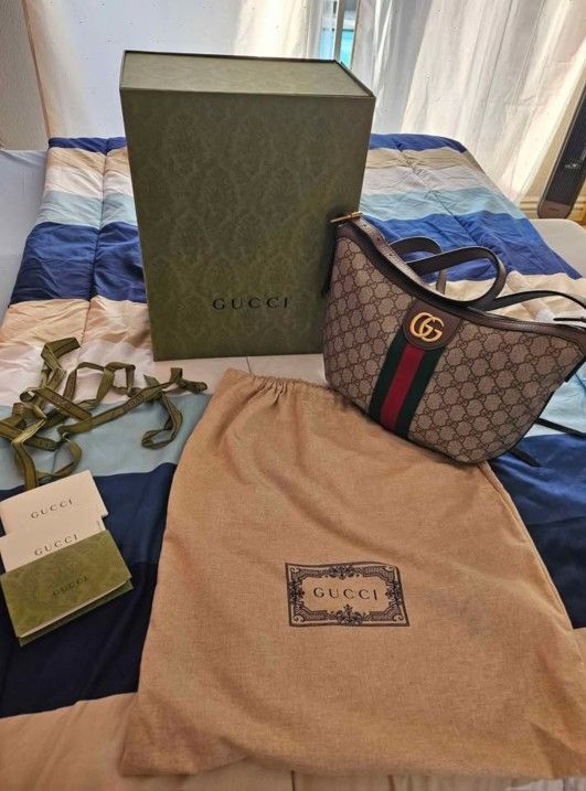 Gucci Hobo Bag