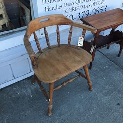 As Is Vinatge Barrel Chair “paint Splatter “