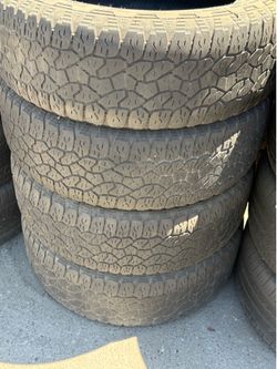 275/60R20 Goodyear set for 220 installed