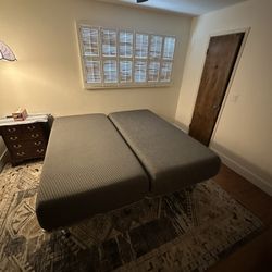 Split King Tuft And Needle Mint Mattress With Metal Bed Frame