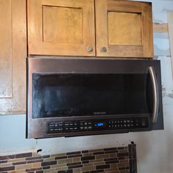 Kitchen Granite Countertop And Cabinets Fridge And Microwave For Sale