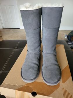 Grey UGG Boots Sz8