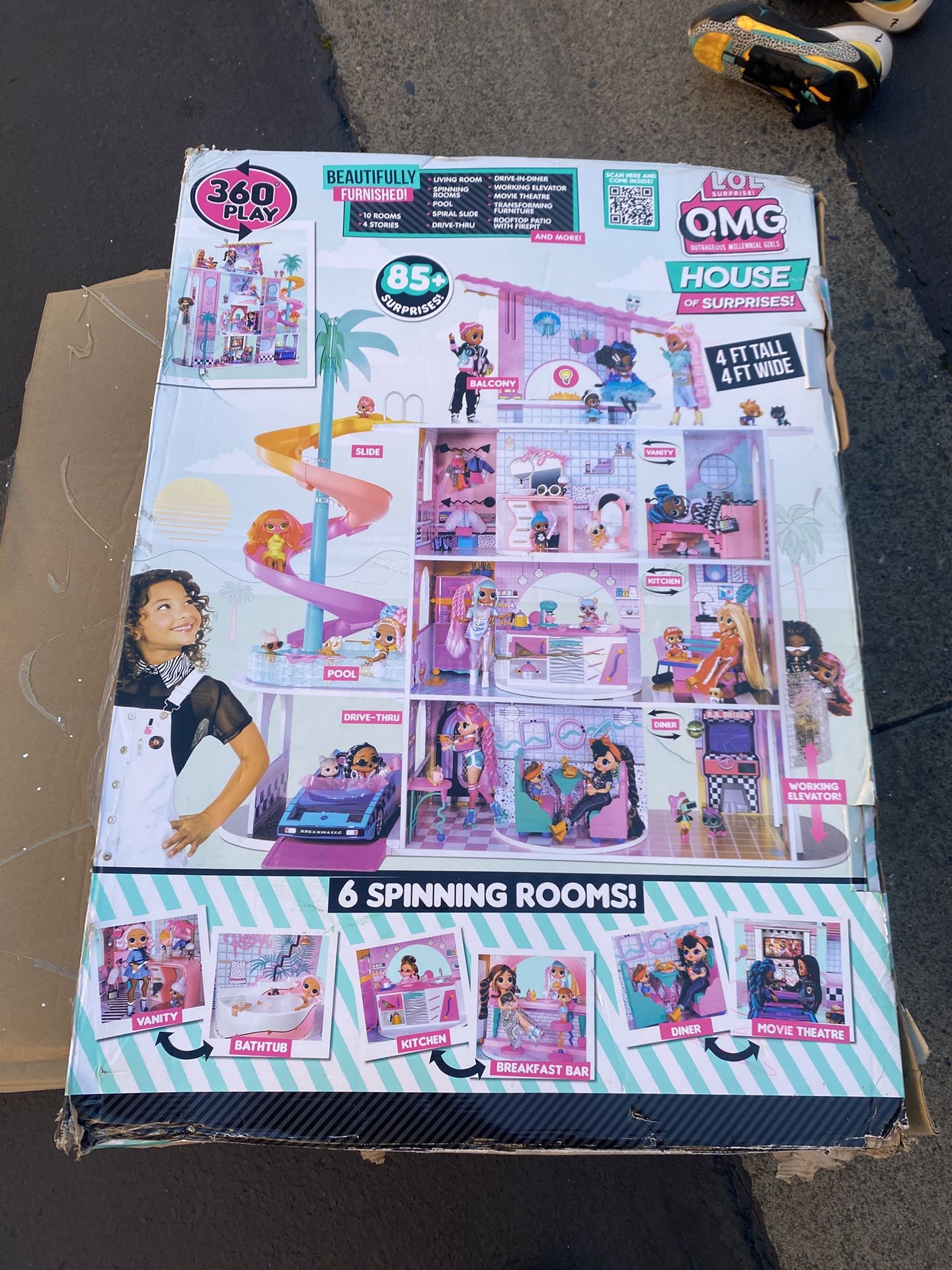 Brand New Omg Dollhouse