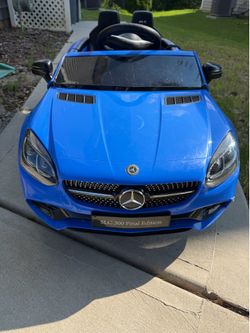 Kids electric Mercedes slc 300 ride on car
