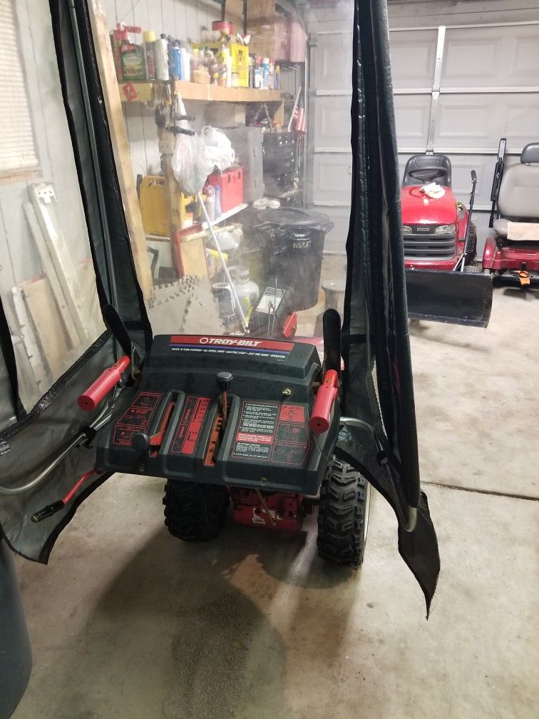 Snow blower 