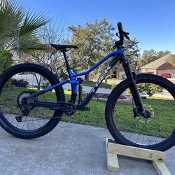 Trek Fuel EX 8 (Small Frame) 29” Wheels