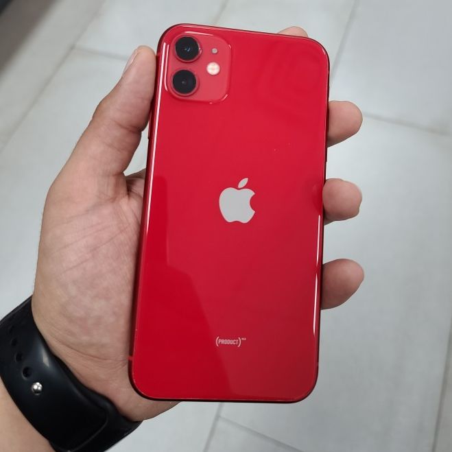 iPhone1164GB RED