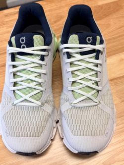 Women’s On Cloudflyer Shoes Firm Price