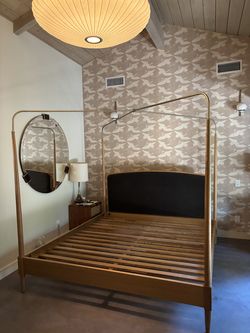 SoHo house Home Bed King
