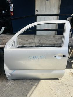Toyota Tacoma Single Cab 2005-2015 Left Driver Side Front Door Oem