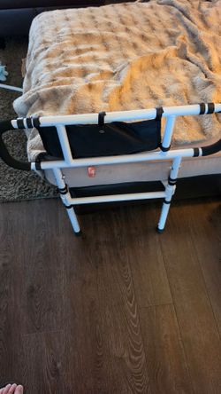 Bed rail