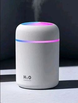 Portable Mini Humidifier w/ LED Light Cool Mist Car, Desk, Bedroom