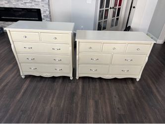 Bedroom set