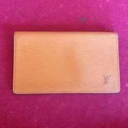 LV Long Wallet