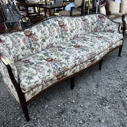 Gorgeous Formal Sofa