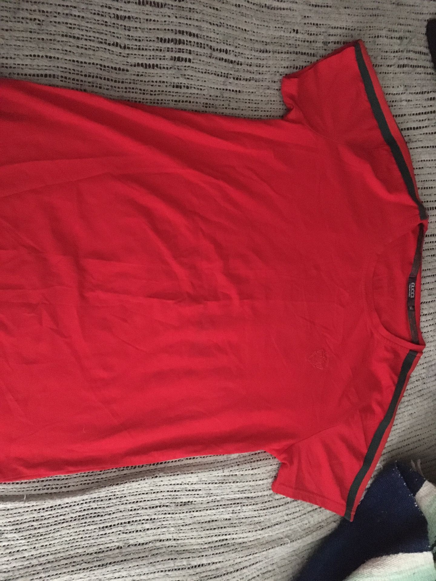 Very Nice Gucci Shirt Only $15 Firm