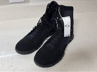 Oakley Light Assault 2 Blackout boots (NEW) Men’s Size 13