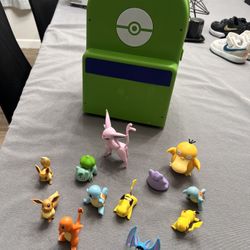 Pokemon Backpack Toy Set 