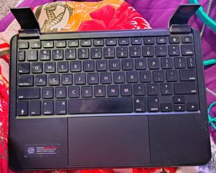 Brydge 10.2 MAX+
Wireless Keyboard Case with Trackpad for iPad (9th, 8th & 7th Gen