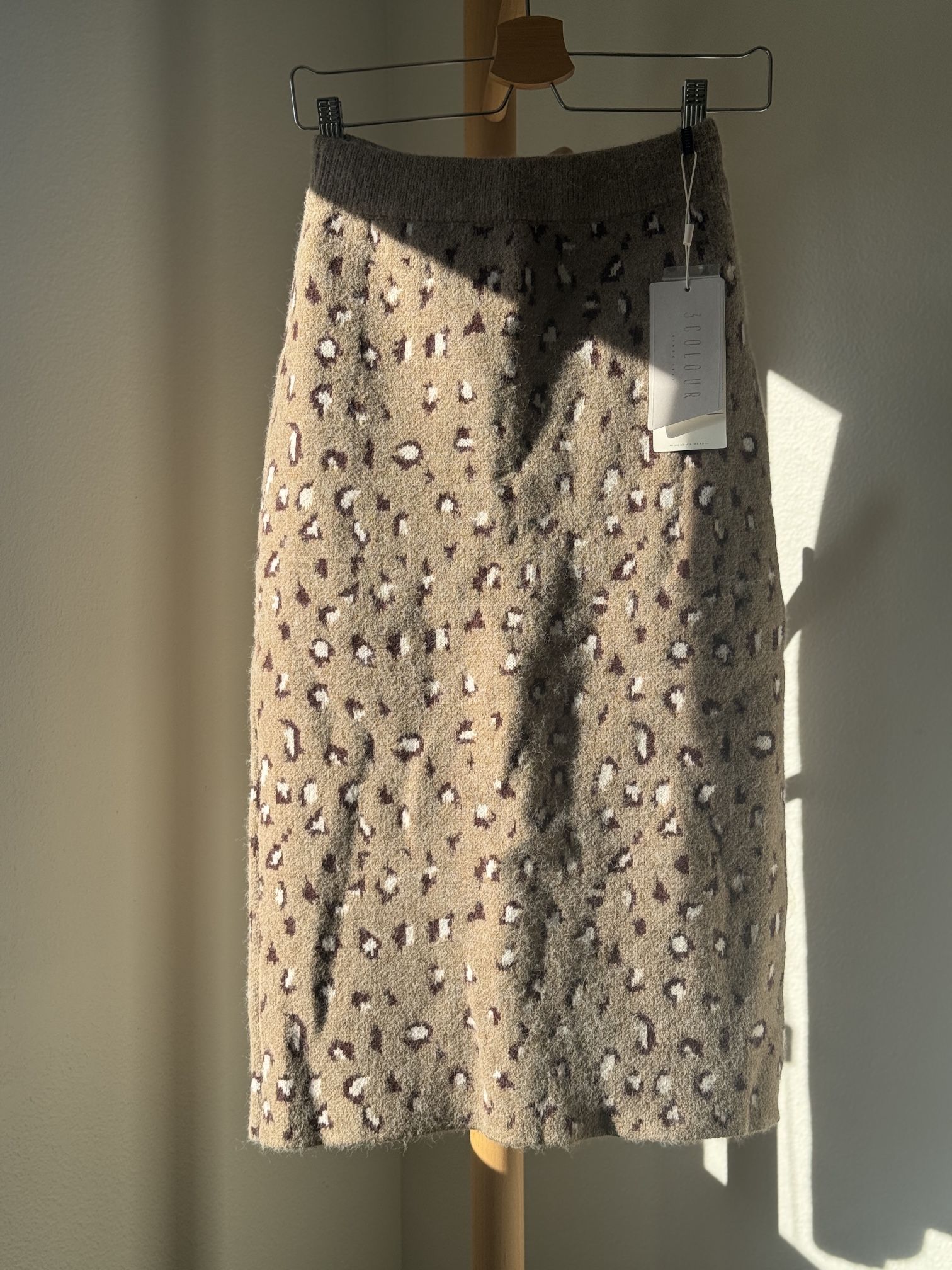 leopard print pencil skirt
