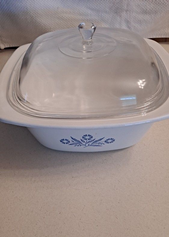 Corning Ware Cornflower Blue Dutch Oven...