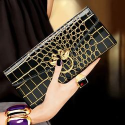 Vintage Alligator-Textured Wallet – Black Glossy Clutch for Women with Gold Swan Buckle, Multi-Layer Card Holder, Retro Design, 7.5" Long