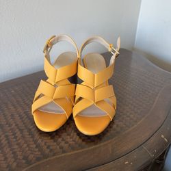 Cole Haan Women Jamie Sandal 6B Block Heel Radiant Yellow SEMI Shine Yellow