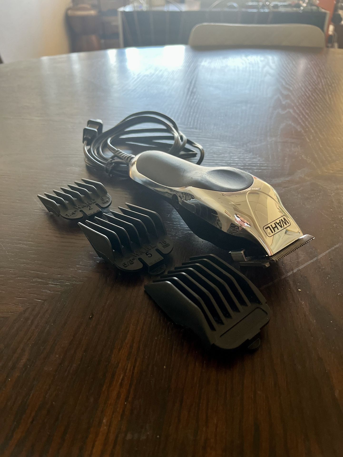 Hair Trimmer Precision Professional By Wahl W/three Guards