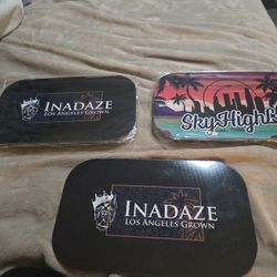 Trays With Magnetic Cover